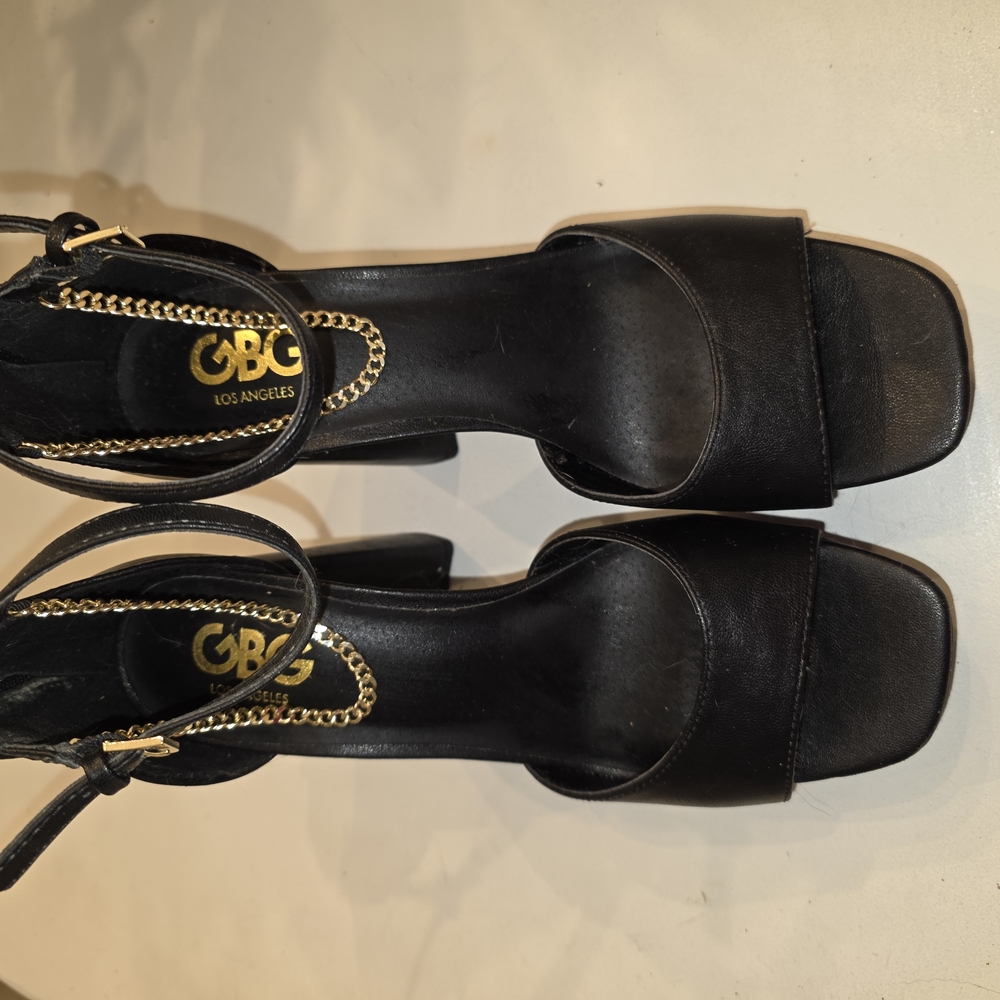 GBG Los Angeles Black Heeled Sandals with Straps